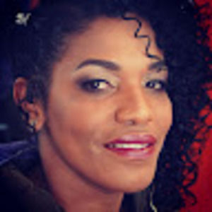 Meet your Posher, Sandra helena